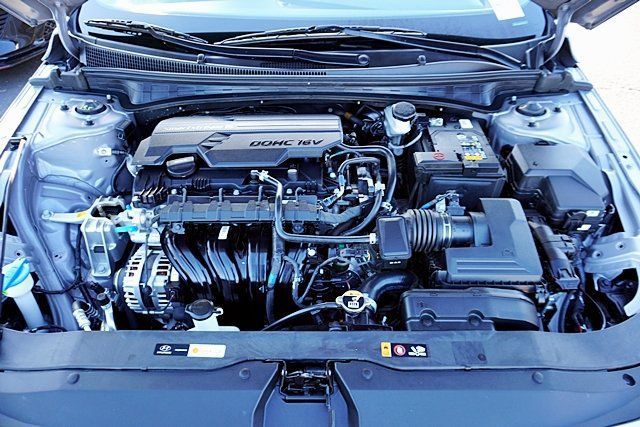 Certified 2026 Hyundai Elantra Sport FWD image 16