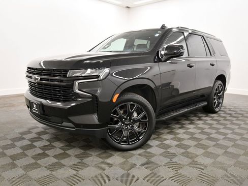 Used 2024 Chevrolet Tahoe RST w/ Luxury Package AWD/4WD image 2
