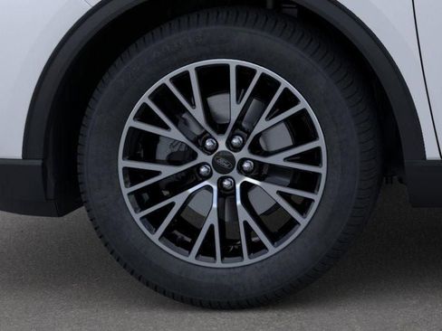 New 2026 Ford Escape SE w/ PHEV Premium Package FWD image 19