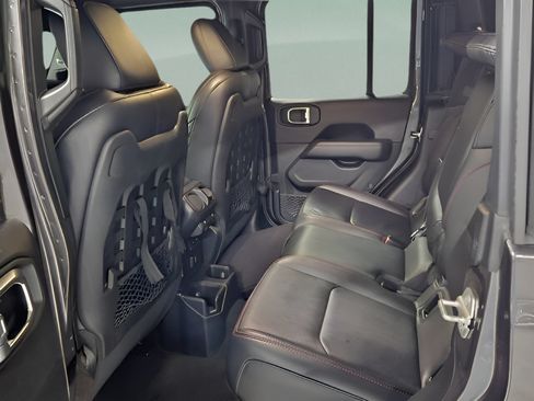 Certified 2020 Jeep Gladiator Rubicon AWD/4WD image 29