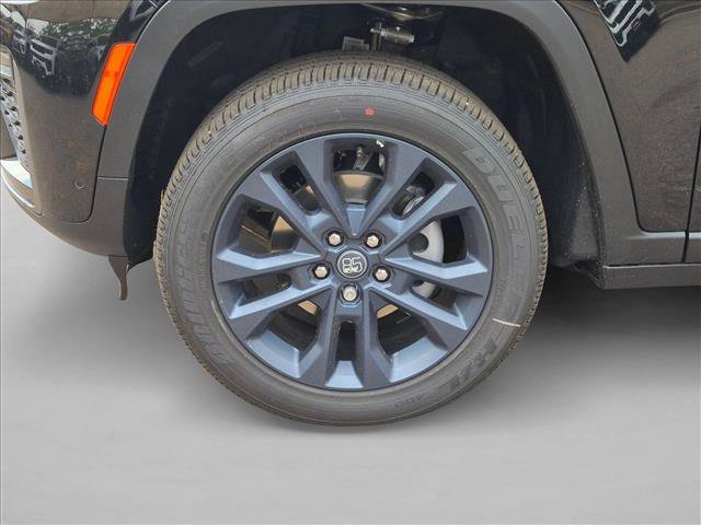 New 2026 Jeep Grand Cherokee Limited AWD/4WD image 9