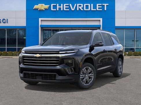 New 2026 Chevrolet Traverse LT FWD image 6