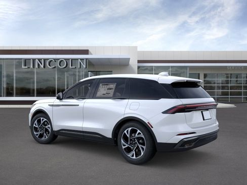 New 2026 Lincoln Nautilus Premier w/ Equipment Group 102A AWD/4WD image 4