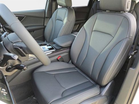 New 2026 Audi Q7 3.0T Premium Plus image 16