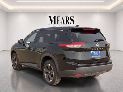 Used 2025 Nissan Rogue SV