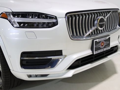 Used 2023 Volvo XC90 B6 Ultimate image 20