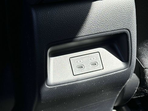 Used 2023 Toyota Corolla SE FWD image 16