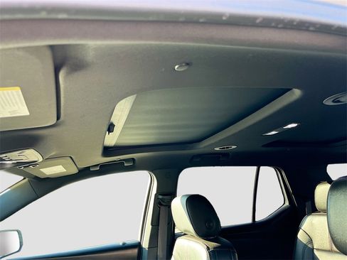 Used 2022 Chevrolet Traverse RS w/ LPO, Floor Liner Package image 22