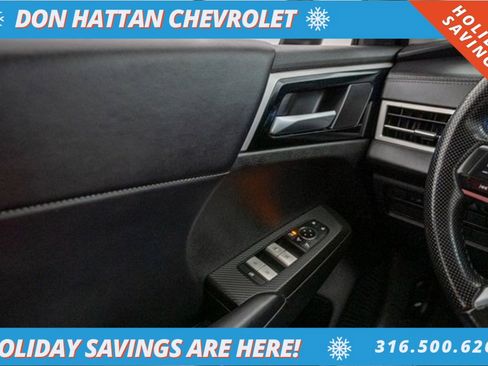 Used 2023 Mitsubishi Outlander SE image 16