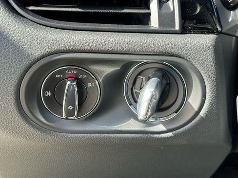 Used 2026 Porsche Macan image 34