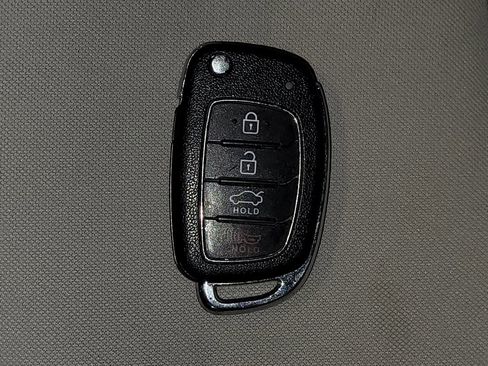 Used 2018 Hyundai Sonata SE FWD image 32