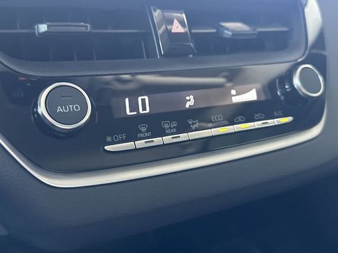 Used 2026 Toyota Corolla LE FWD image 20