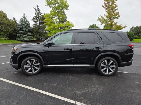 Used 2023 Honda Pilot Elite image 26