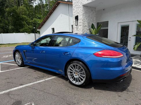 Used 2015 Porsche Panamera 4 AWD/4WD image 11