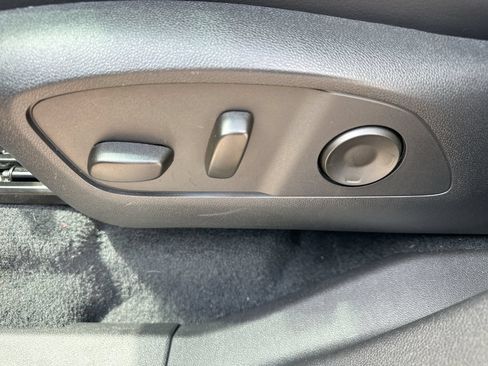 Used 2026 Buick Enclave Preferred FWD image 12