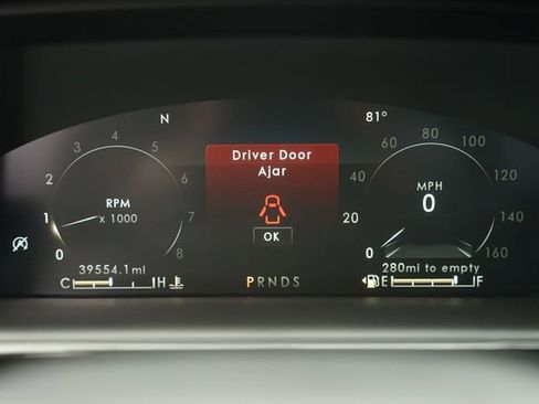 Used 2021 Lincoln Nautilus AWD w/ Equipment Group 101A image 24