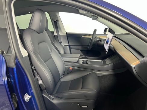 Used 2024 Tesla Model Y Long Range image 29