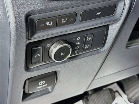Used 2022 Ford F150 XLT w/ Equipment Group 302A High AWD/4WD image 10