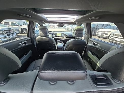 Used 2024 Kia Sportage X-Line w/ X-Line Premium Package AWD/4WD image 39