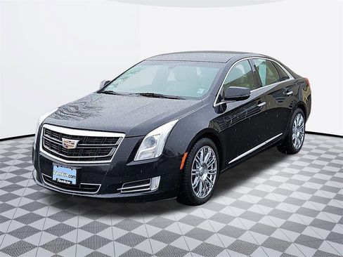 Used 2016 Cadillac XTS Luxury image 2