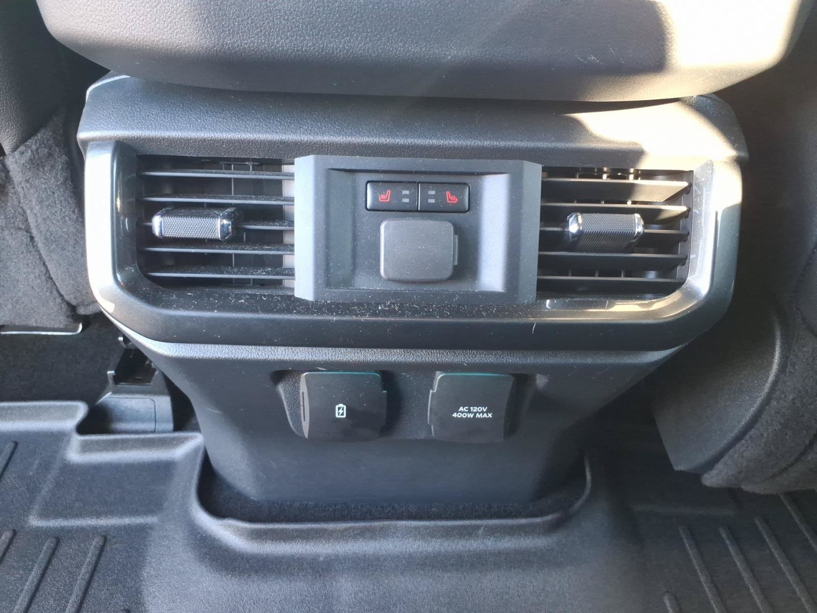 Used 2022 Ford F150 Lariat w/ Equipment Group 502A High AWD/4WD image 16