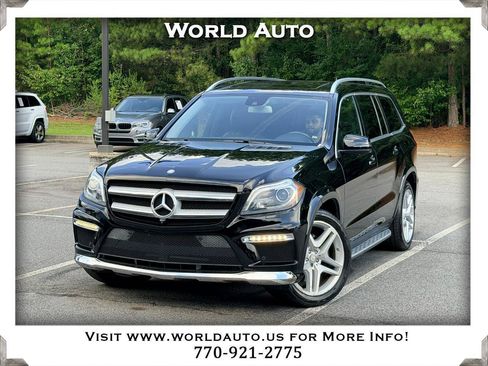 Used 2016 Mercedes-Benz GL 550 4MATIC image 1