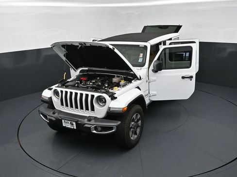 Used 2023 Jeep Wrangler Unlimited Sahara w/ LED Lighting Group AWD/4WD image 25
