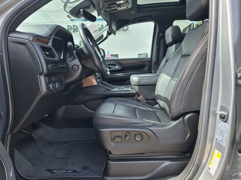 Used 2023 Chevrolet Tahoe High Country RWD image 15