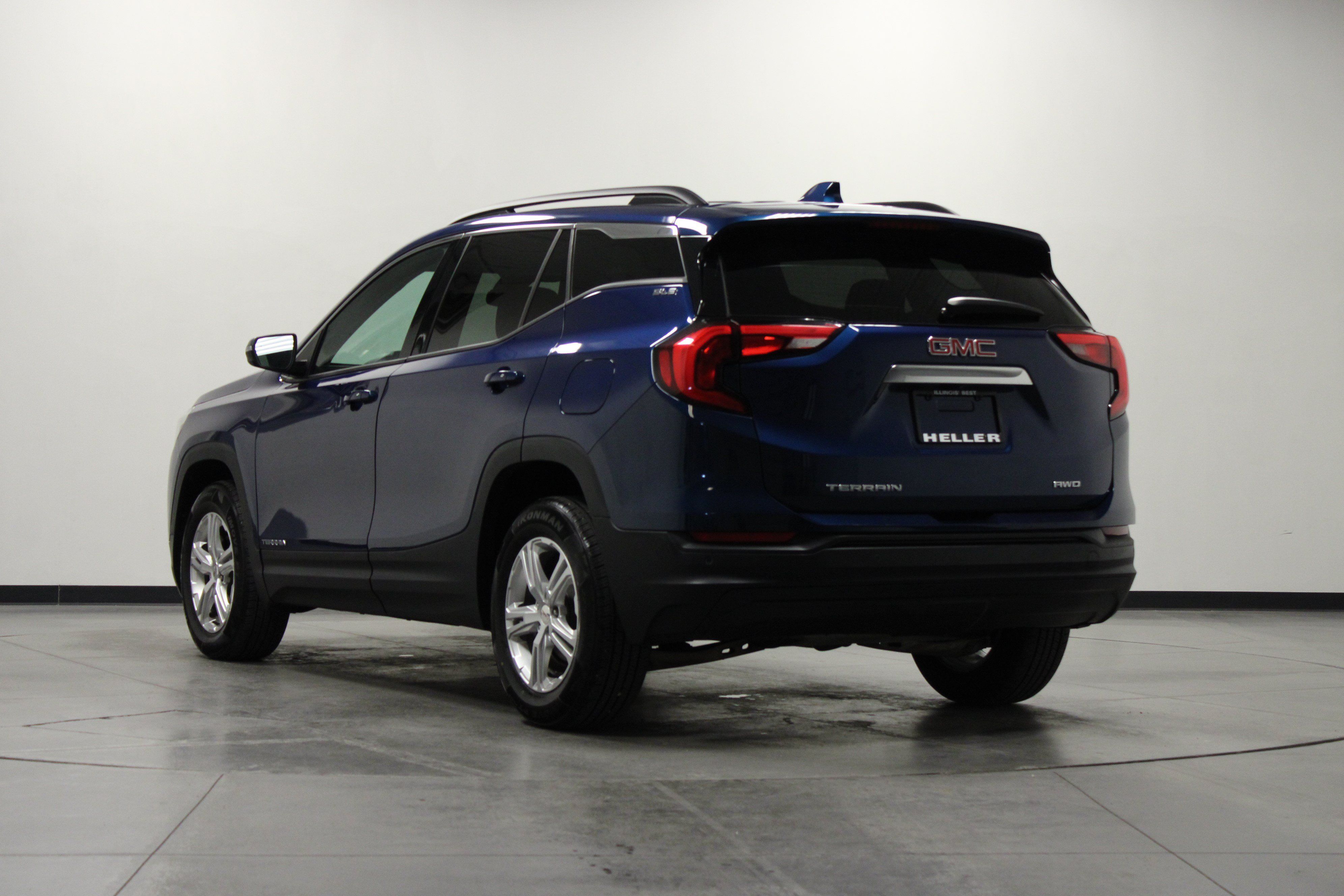 Used 2020 GMC Terrain SLE w/ Driver Convenience Package AWD/4WD image 6