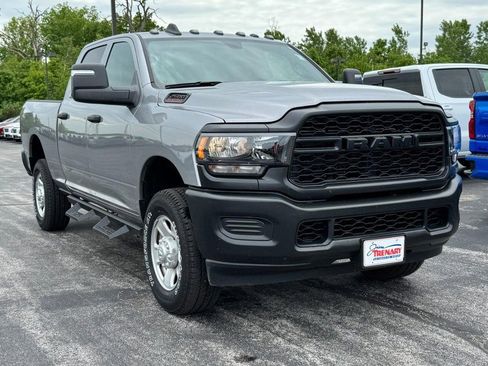 Used 2024 RAM 2500 Tradesman AWD/4WD image 2