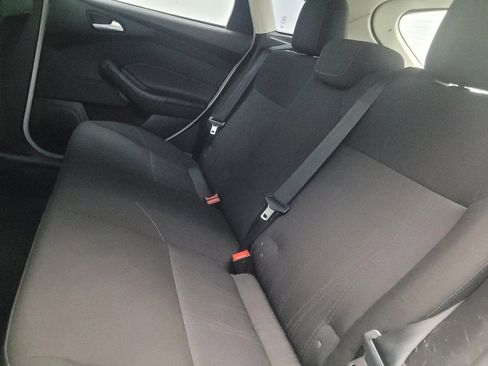 Used 2016 Ford Focus SE image 18