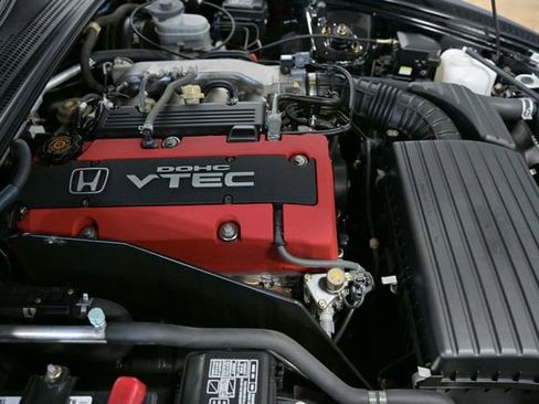 Used 2002 Honda S2000 image 22