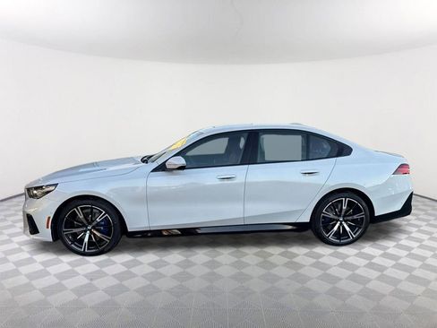 New 2026 BMW 530i w/ M Sport Package RWD image 8