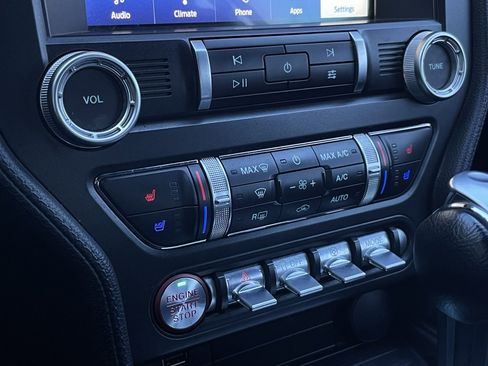 Used 2022 Ford Mustang Premium image 18