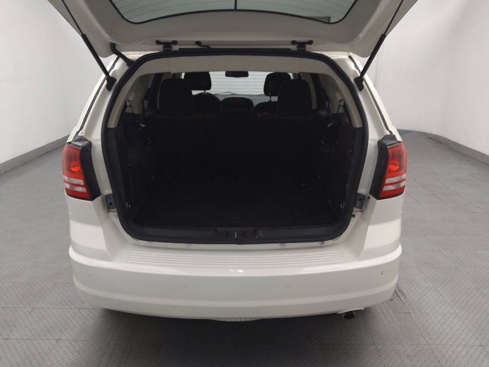 Used 2020 Dodge Journey SE w/ Blacktop Package FWD image 29