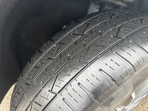 Used 2020 GMC Acadia SLT w/ LPO, Cargo Package image 7