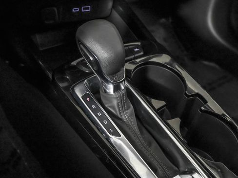 Used 2024 Chevrolet Trax LT w/ Driver Confidence Package image 33