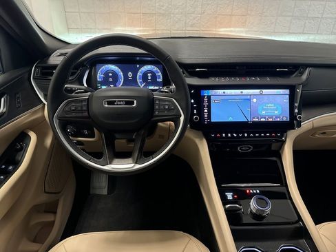 New 2026 Jeep Grand Cherokee Limited AWD/4WD image 23