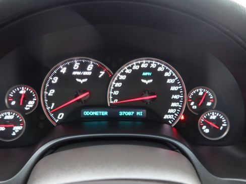 Used 2008 Chevrolet Corvette Convertible w/ Preferred Equipment Group image 12