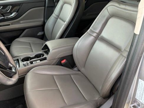 Used 2023 Lincoln Corsair FWD image 13