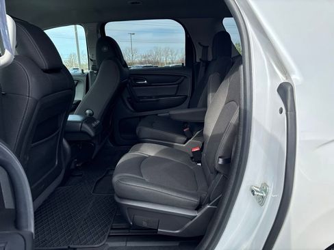 Used 2016 GMC Acadia SLE image 14