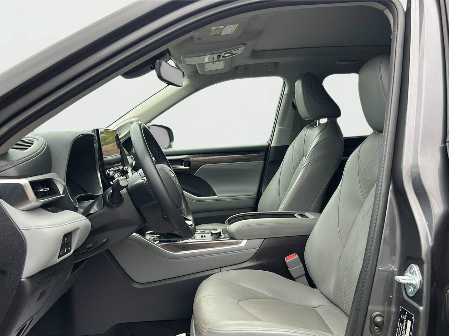 Used 2021 Toyota Highlander Platinum AWD/4WD image 37