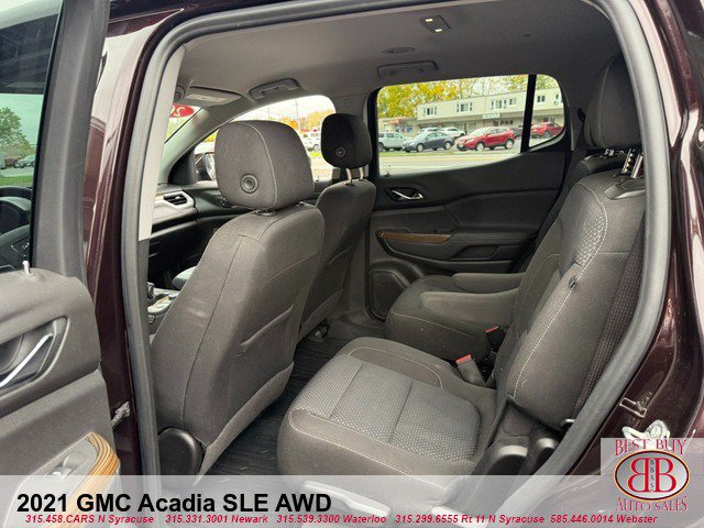 Used 2021 GMC Acadia SLE w/ Driver Convenience Package AWD/4WD image 11