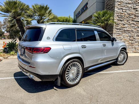 Used 2022 Mercedes-Benz Maybach GLS 600 4MATIC image 8