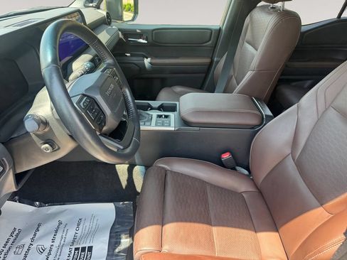 Used 2024 Toyota Land Cruiser w/ Premium Package AWD/4WD image 9