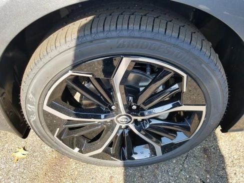 New 2025 Nissan Altima 2.5 SR image 21