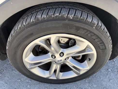 Used 2014 Ford Explorer Limited AWD/4WD image 12