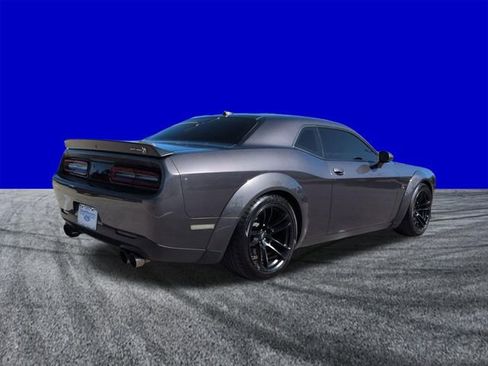 Used 2021 Dodge Challenger R/T Scat Pack RWD image 4