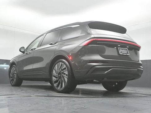 Used 2024 Lincoln Nautilus Black Label w/ Jet Appearance Package (87T) image 45