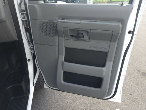 Used 2014 Ford E-350 and Econoline 350 Super Duty w/ Power Windows & Locks Group RWD image 16
